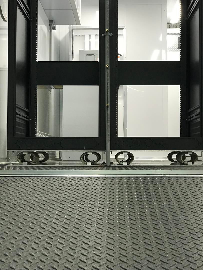 Custom Isolator Baseplates for Analyzer Racks